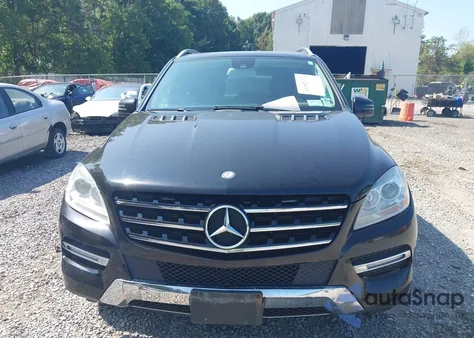 2013 Mercedes-Benz Ml 350 4Matic z USA, uszkodzony, nr VIN 4JGDA5HB7DA162396